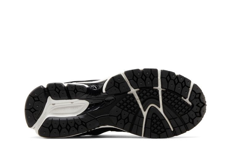 2002R Black Gunmetal - M2002RBK