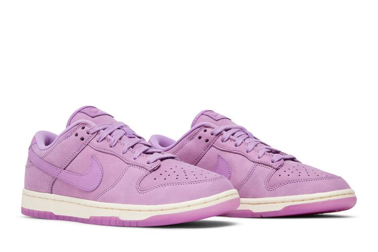 Dunk Low PRM MF Rush Fuchsia - DV7415-500