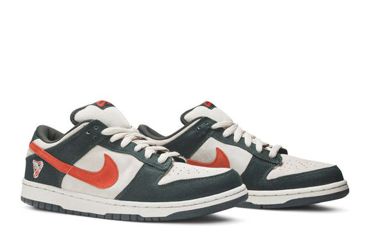 SB Dunk Low Eire - 304292-185