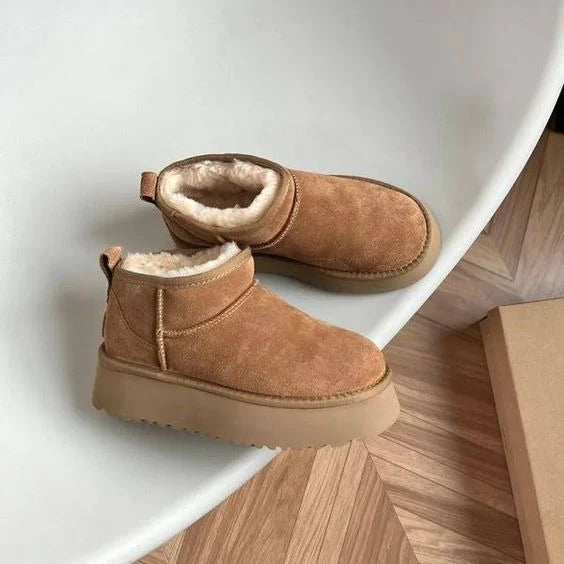 UGG