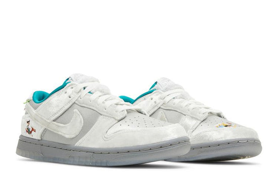 Dunk Low Ice - DO2326-001