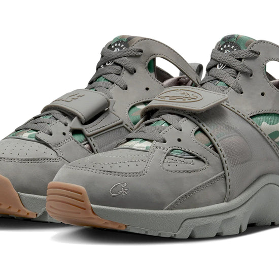 Air Trainer Huarache Corteiz Gully Grey - FQ8793-001