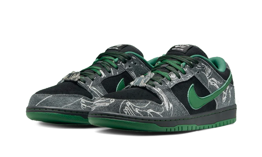 SB Dunk Low There Skateboards