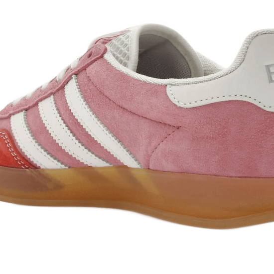 Gazelle Indoor END. Laundromat - IH8543