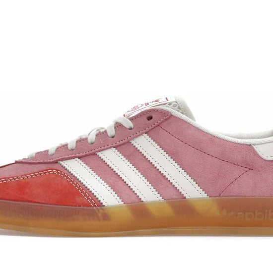 Gazelle Indoor END. Laundromat - IH8543