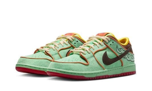 SB Dunk Low Rodeo Tourmaline