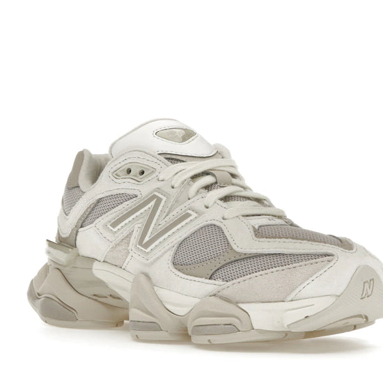 9060 Grey Moonbeam - U9060MM