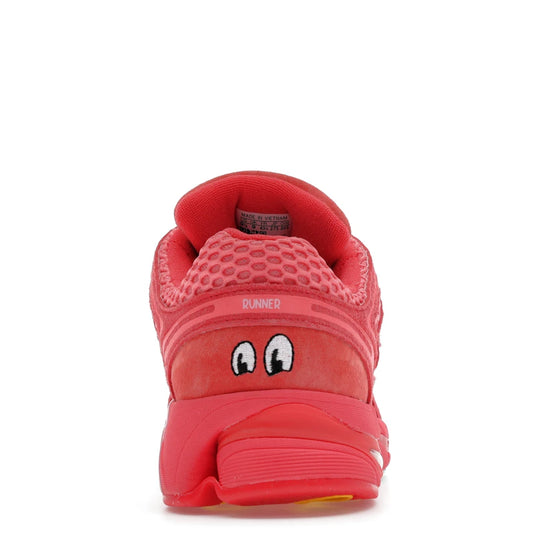 Adistar Control 5 Unheardof Pork Chop Piggy Runner 2.0 Steve-O - KJ8363
