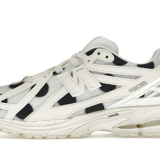 1906R Polka Dot Sea Salt - M1906RPC