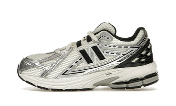 1906R Silver Metallic Black - GC1906ER