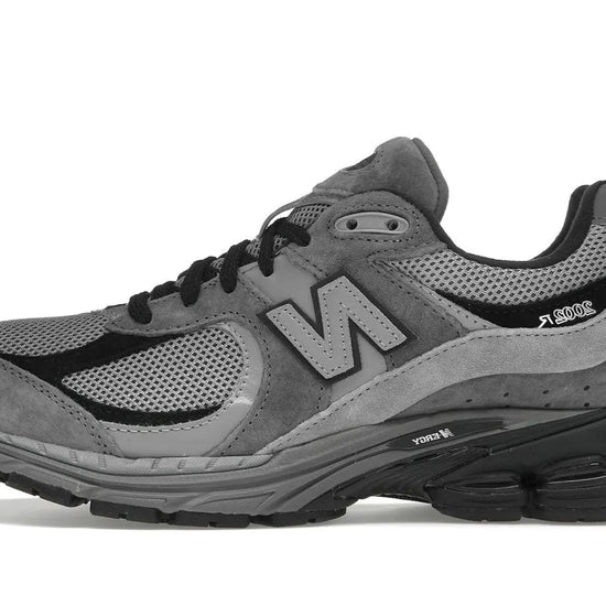 2002R Castlerock Shadow Grey Black - M2002RCL