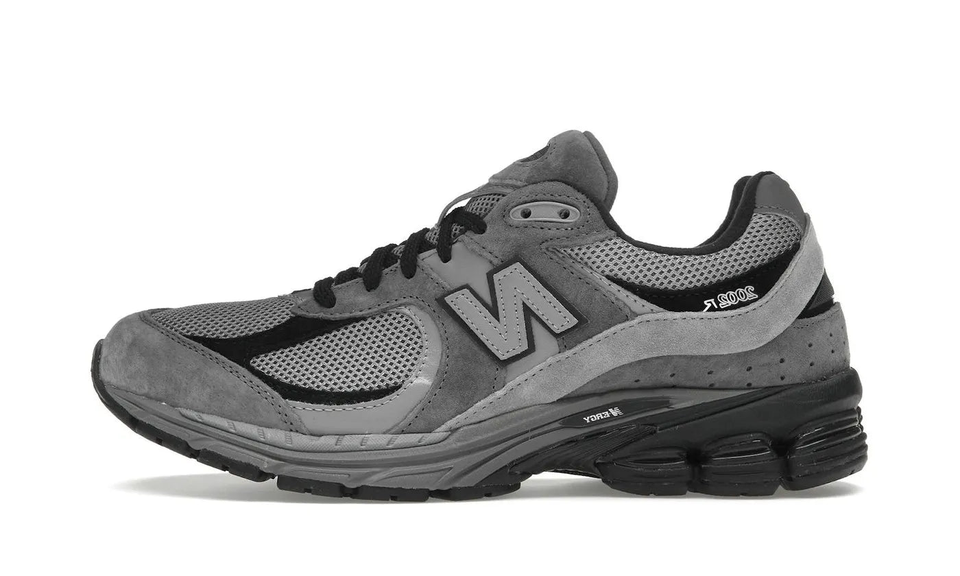 2002R Castlerock Shadow Grey Black - M2002RCL