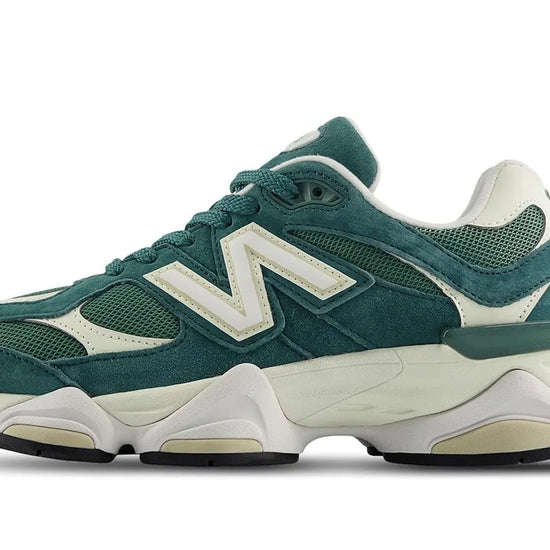 9060 New Spruce Angora - U9060EEK