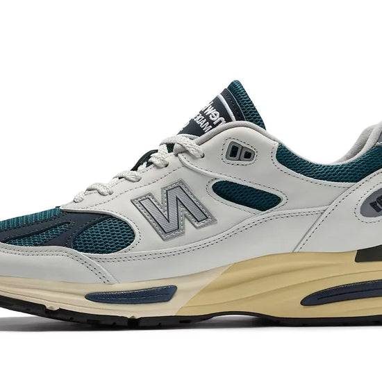 991v2 MiUK Grey Total Eclipse - U991TO2