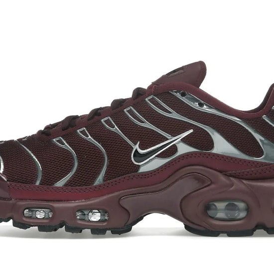 Air Max Plus SE Night Maroon Metallic Silver - HJ9743-600