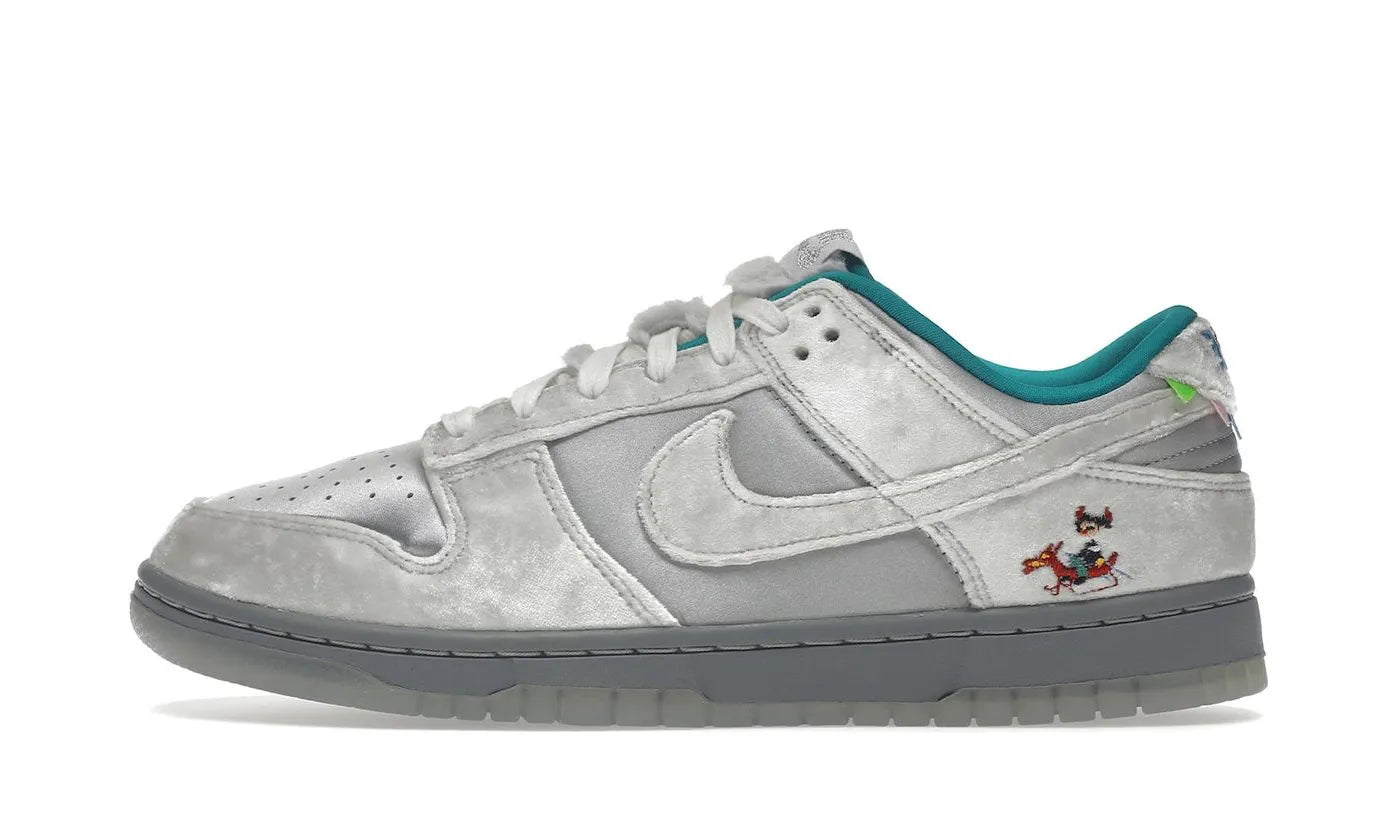 Dunk Low Ice - DO2326-001