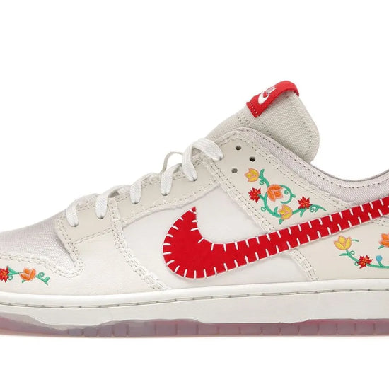 SB Dunk Low Decon N7 Opti Yellow University Red - FD6951-700