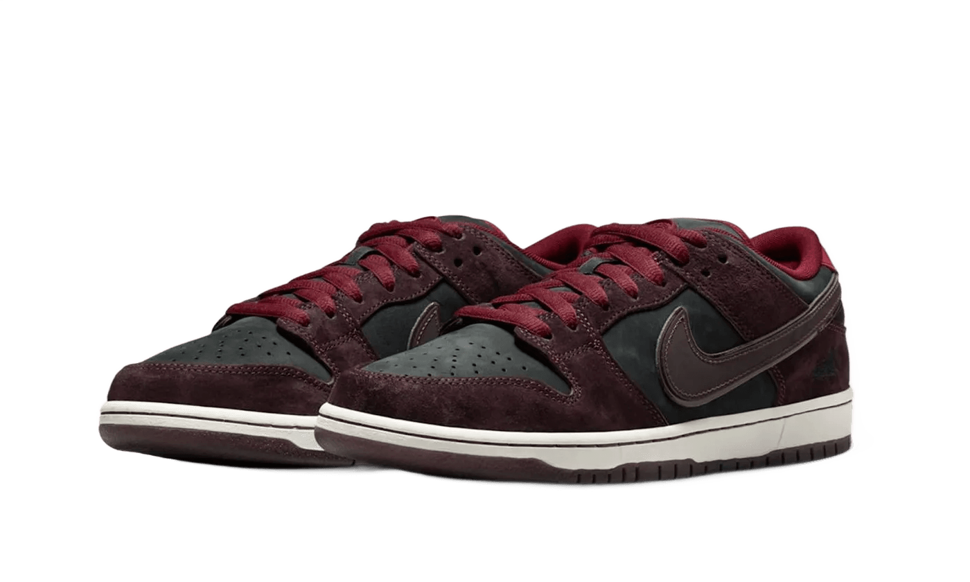 SB Dunk Low Riot Skateshop - FZ1289-200