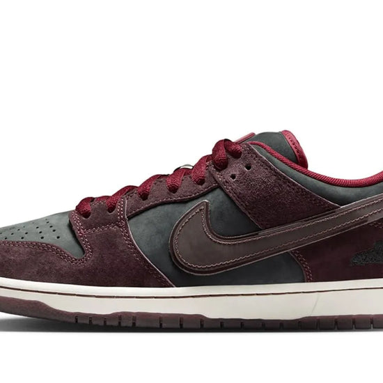 SB Dunk Low Riot Skateshop - FZ1289-200