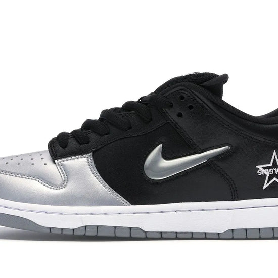 SB Dunk Low Supreme Jewel Swoosh Silver - CK3480-001