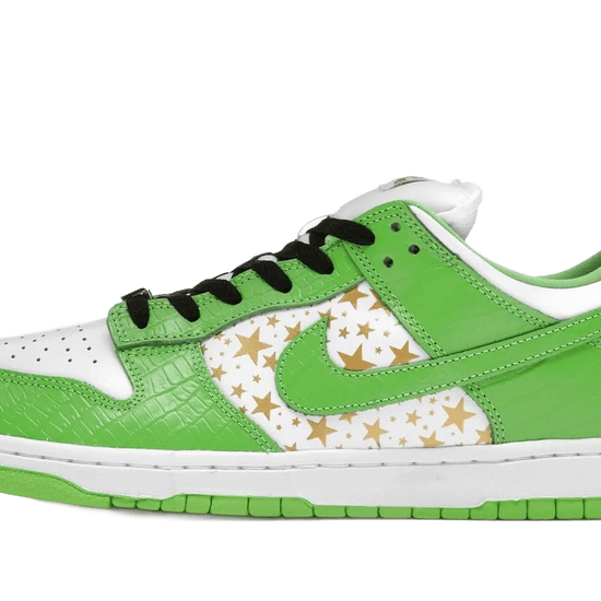 SB Dunk Low Supreme Stars Mean Green (2021) - DH3228-101