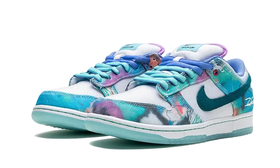 SB Dunk Low Futura Laboratories Bleached Aqua - HF6061-400