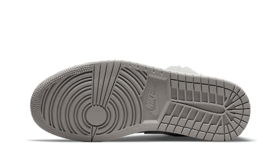 Air Jordan Air Jordan 1 Low SE Sherpa Fleece - DO0750-002