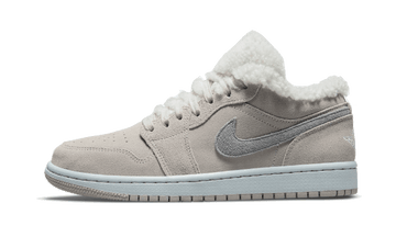 Air Jordan Air Jordan 1 Low SE Sherpa Fleece - DO0750-002