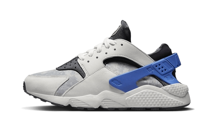 Nike Air Huarache Social FC - DR0286-100