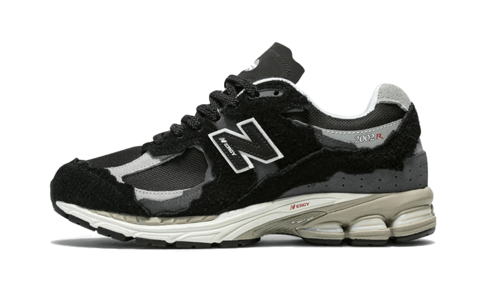 New Balance 2002R Protection Pack Black - M2002RDJ