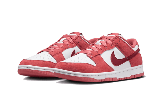 Nike Dunk Low Valentine's Day - FQ7056-100