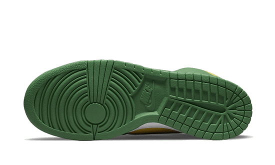 Nike SB Dunk High Supreme By Any Means Brazil - DN3741-700