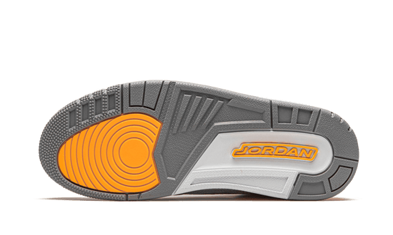 Air Jordan Air Jordan 3 Retro Laser Orange - CK9246-108