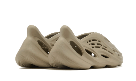 Adidas Yeezy Foam RNNR Stone Salt - GV6840