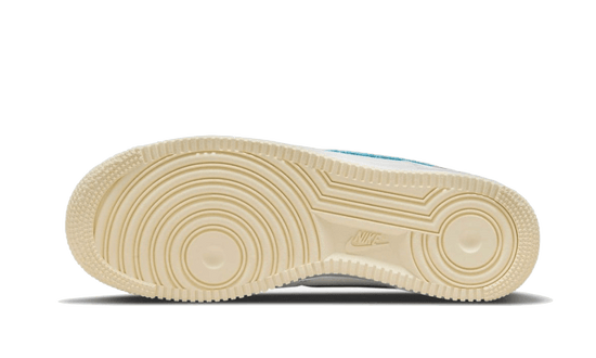 Nike Air Force 1 Low Undefeated 5 On It - DM8461-001