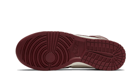 Nike Dunk High Sail Team Red - DD1869-101