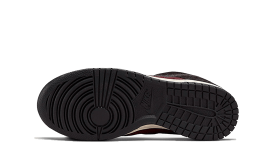 Nike Dunk Low SE Fleece Burgundy Crush - DQ7579-600