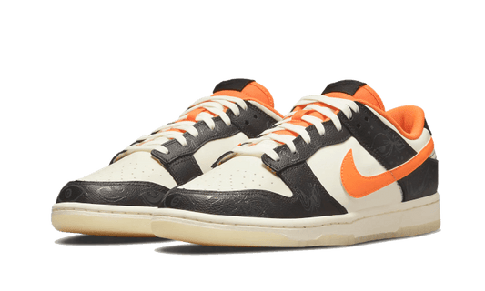 Nike Dunk Low PRM Halloween (2021) - DD3357-100 / DO3806-100