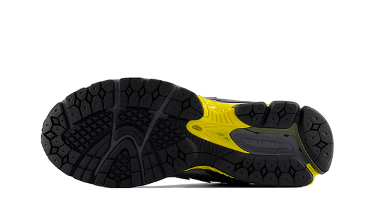 New Balance 1906N Castlerock Black Yellow - M1906NA