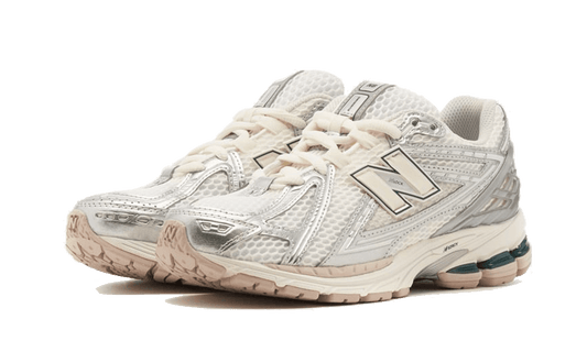 New Balance 1906R Silver Metallic Cream - M1906REE