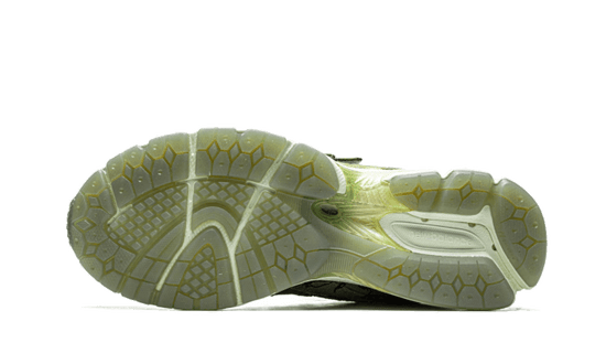 New Balance 2002R Bryant Giles Olive Green - M2002RAG