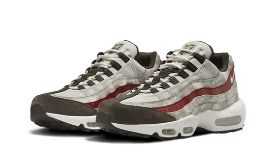 Nike Air Max 95 SE Social FC - DQ9016-001