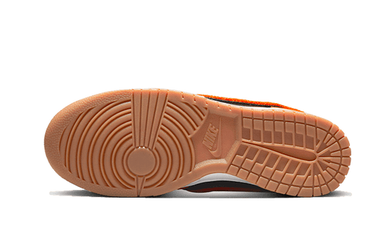 Nike Dunk High University Chenille Swoosh Safty Orange - DR8805-002