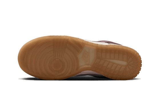 Nike Dunk Low Plum Eclipse - FJ4734-100