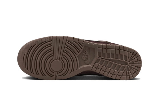 Nike Dunk Low Premium Burgundy Crush - FB8895-600