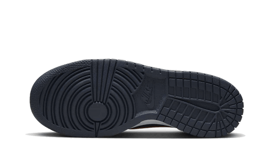 Nike Dunk Low SE Copper Swoosh - DX1663-400