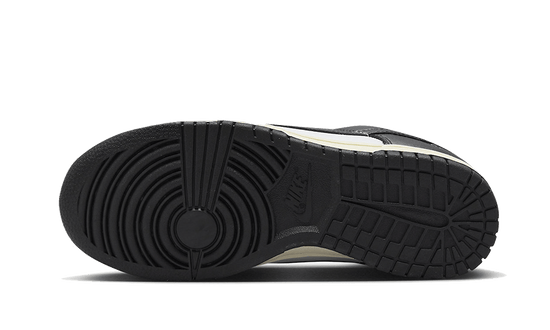 Nike Dunk Low Vintage Panda - FQ8899-100