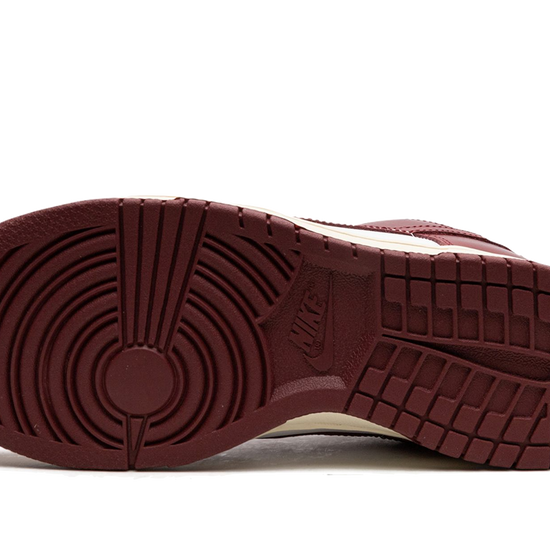 Nike Dunk Low PRM Team Red - FJ4555-100