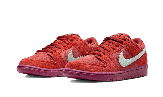 Nike SB Dunk Low Mystic Red - DV5429-601