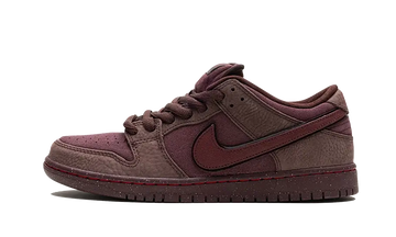 Nike SB Dunk Low City Of Love Burgundy Crush - FN0619-600